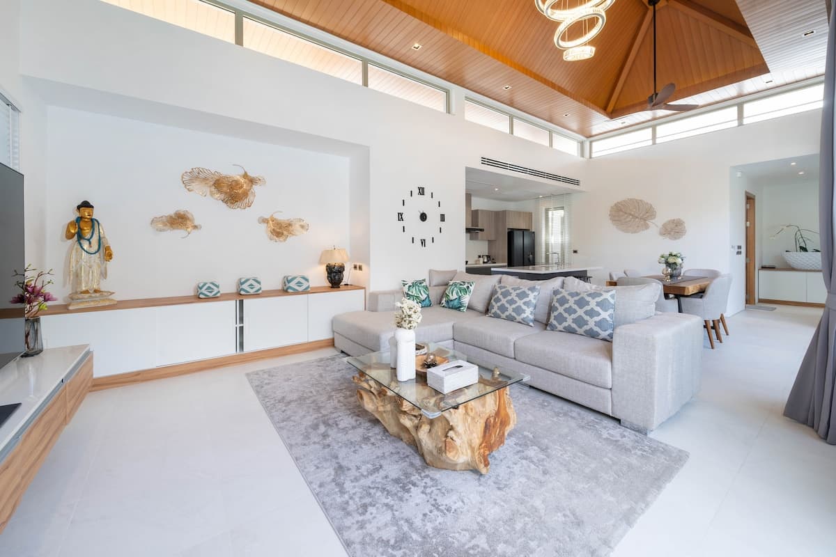 Вилла 3 спальни с бассейном в Банг Тао, Пхукет