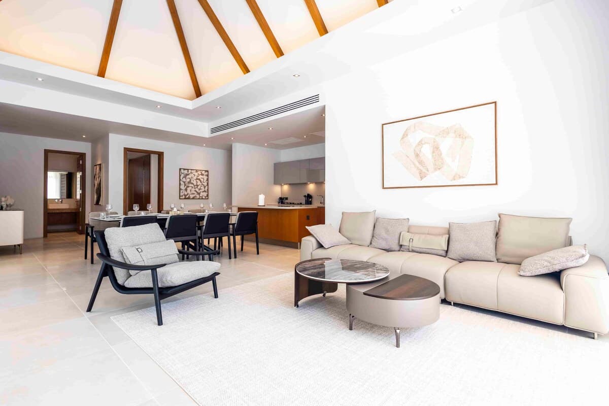 Villa 4 bedrooms with pool in Thalang, Phuket — photo 3