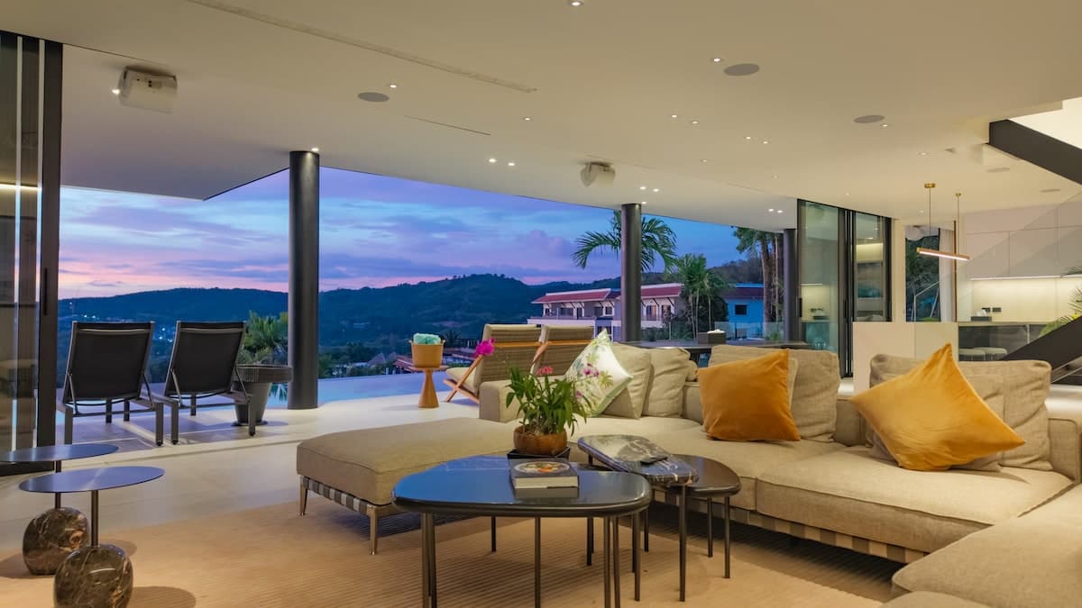 Villa 4 bedrooms with pool in Bang Tao, Phuket — photo 2