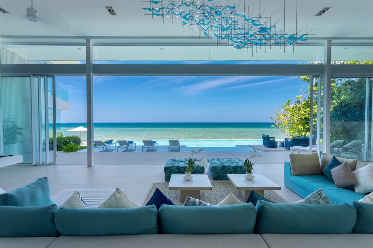 Villa 6 bedrooms with pool in Kamala, Phuket — photo 4