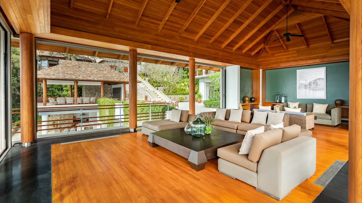 Villa 4 bedrooms with pool in Kamala, Phuket — photo 4