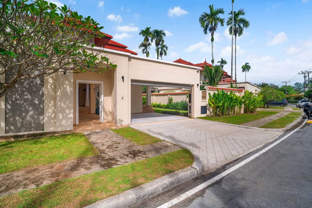 Villa 4 bedrooms with pool in Bang Tao, Phuket — photo 5
