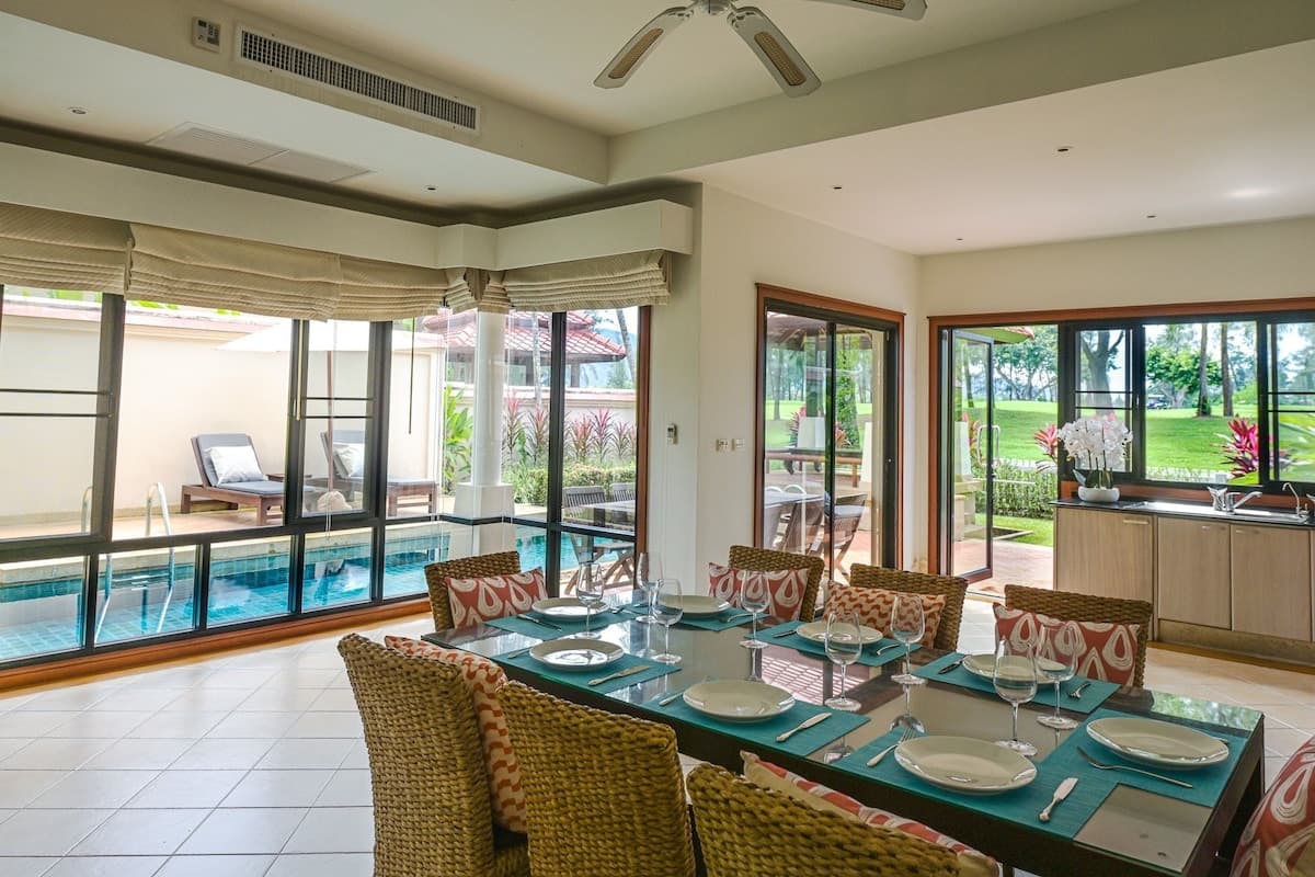 Villa 4 bedrooms with pool in Bang Tao, Phuket — photo 3