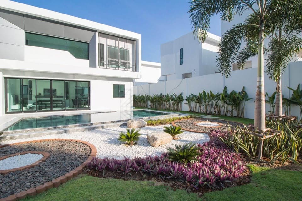 Villa 4 bedrooms with pool in Kathu, Phuket — photo 2