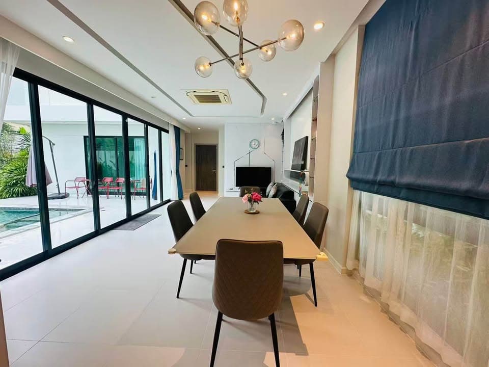 Villa 4 bedrooms with pool in Kathu, Phuket — photo 5