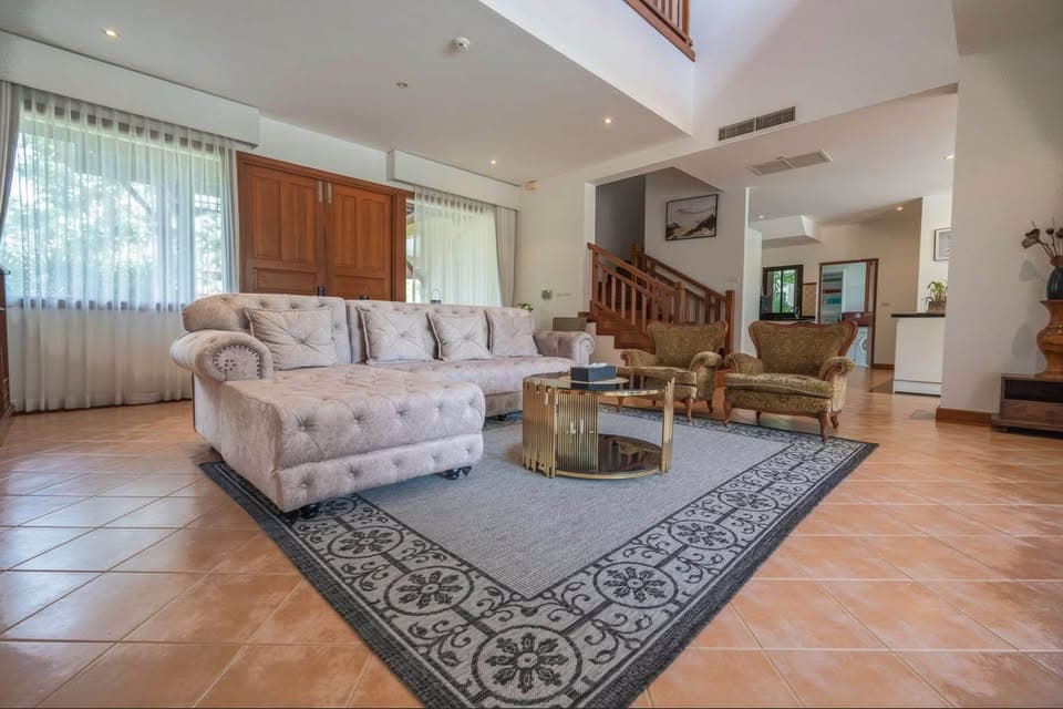 Villa 4 bedrooms with pool in Bang Tao, Phuket — photo 2