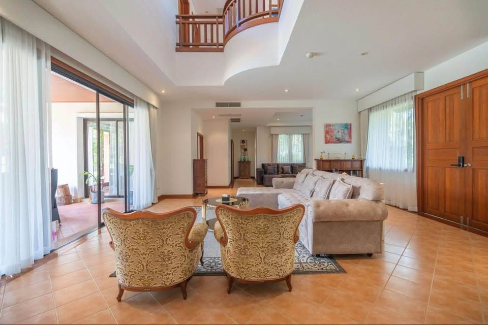 Villa 4 bedrooms with pool in Bang Tao, Phuket — photo 3