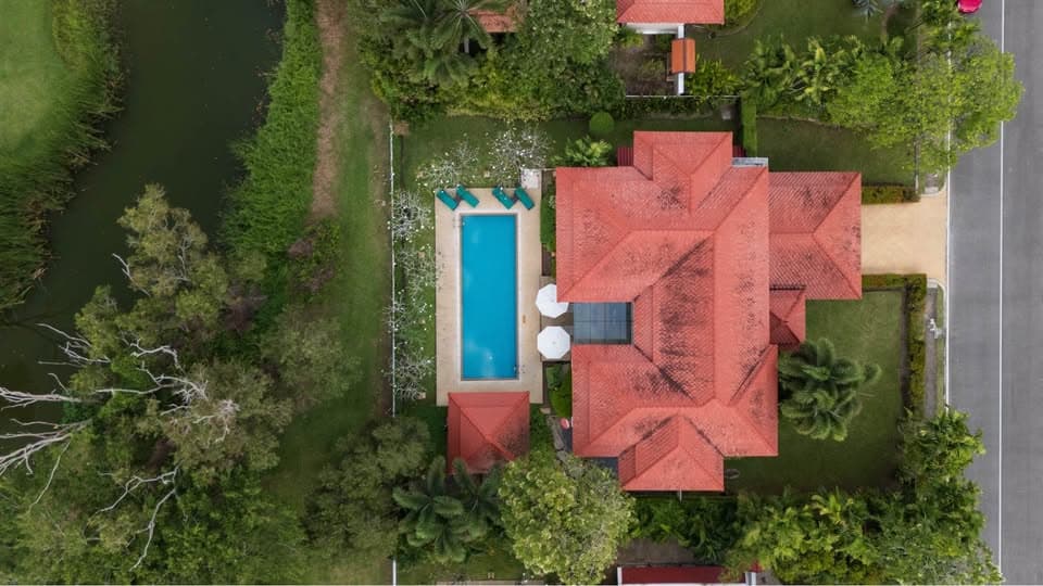 Villa 4 bedrooms with pool in Bang Tao, Phuket — photo 2