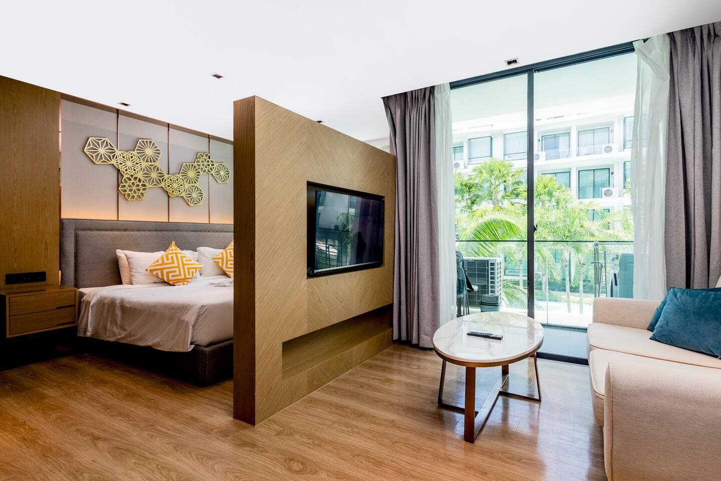 Apartment 1 bedroom with pool in Rawai, Phuket — photo 3