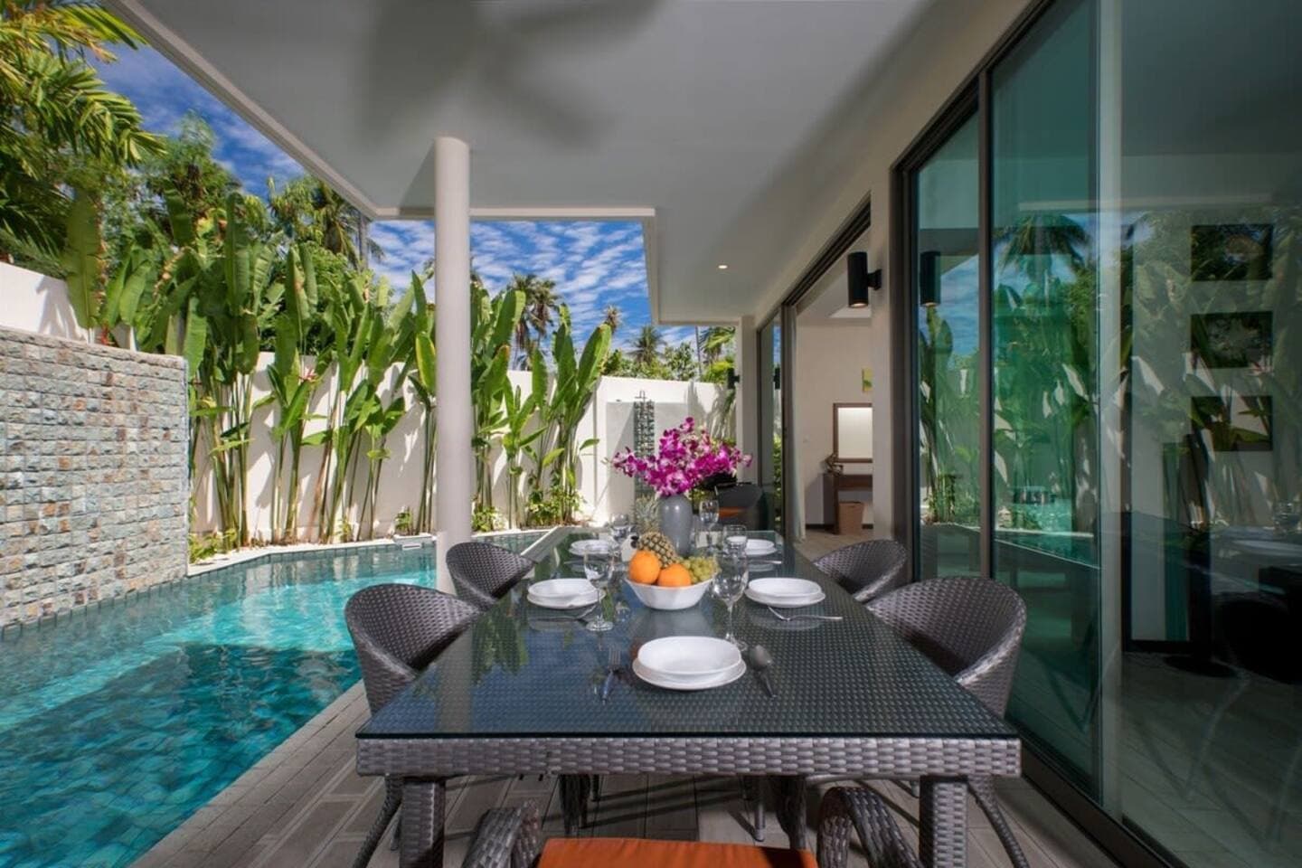 Villa 4 bedrooms with pool in Rawai, Phuket — photo 3