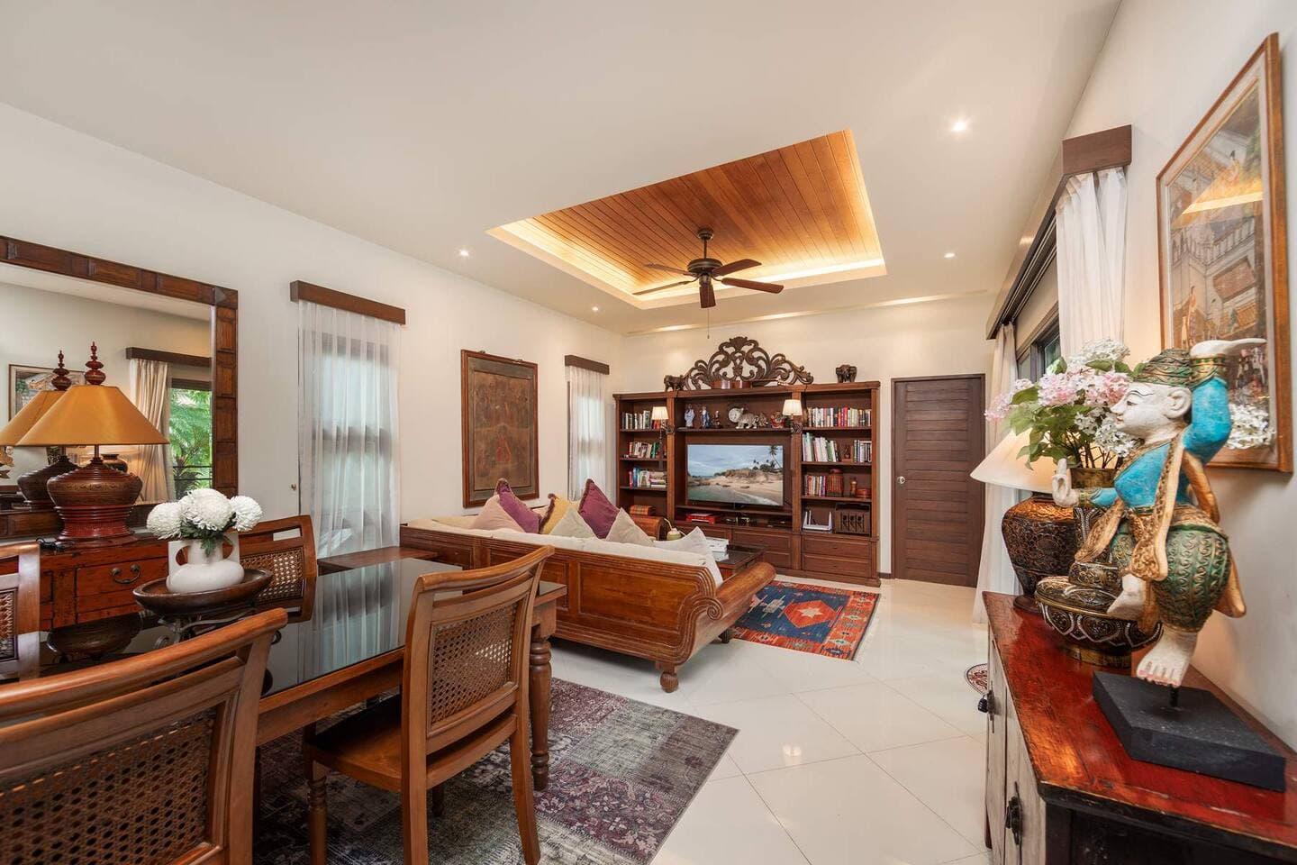 Villa 3 bedrooms with pool in Rawai, Phuket — photo 5