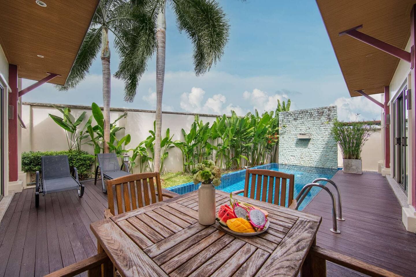Villa 2 bedrooms with pool in Rawai, Phuket — photo 3