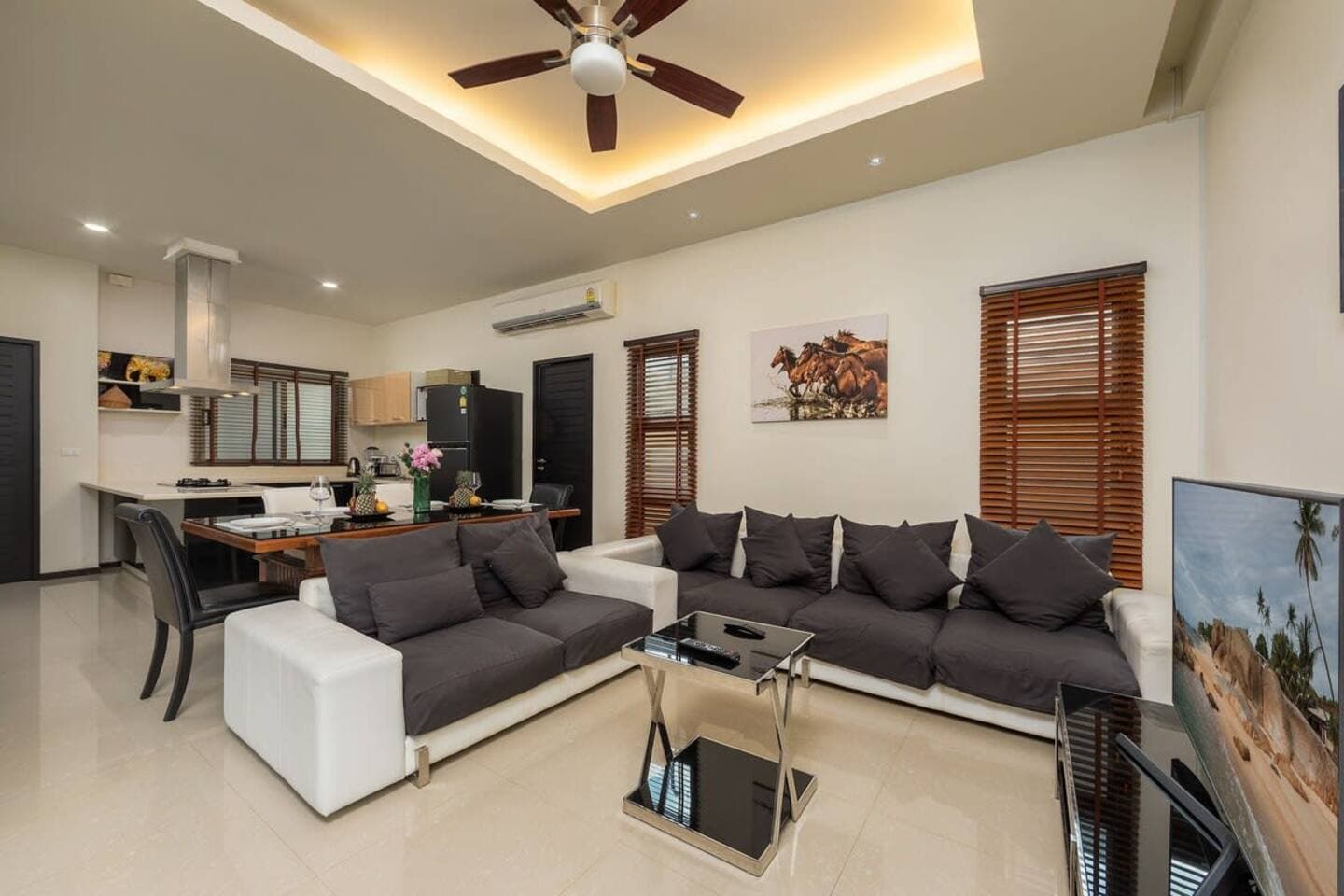 Villa 3 bedrooms with pool in Rawai, Phuket — photo 4