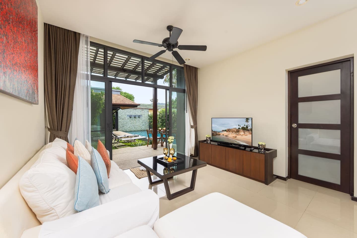Villa 3 bedrooms with pool in Rawai, Phuket — photo 5
