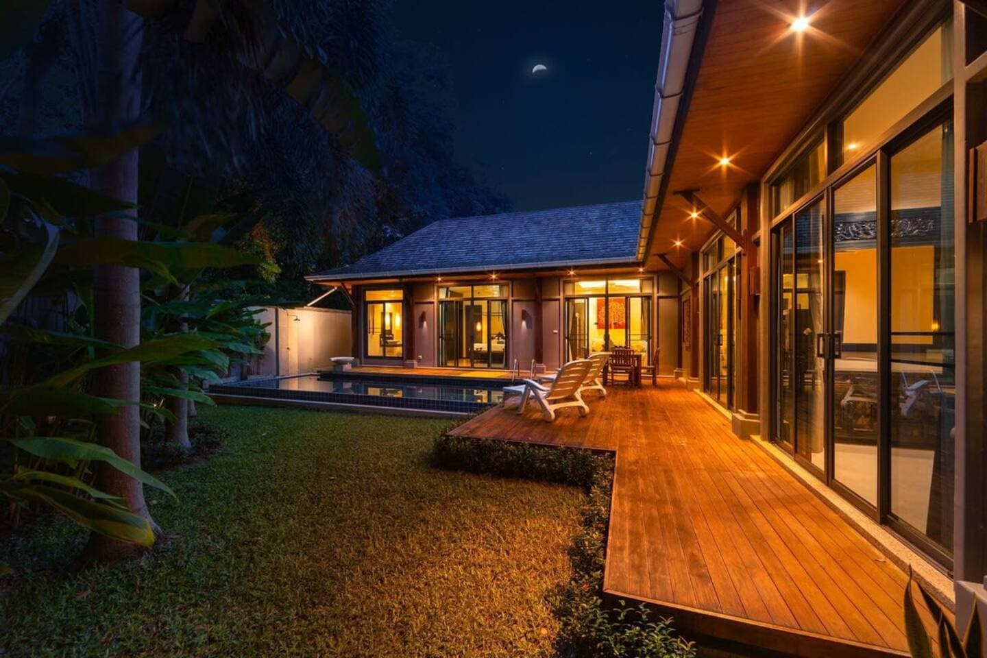 Villa 3 bedrooms with pool in Chalong, Phuket — photo 5