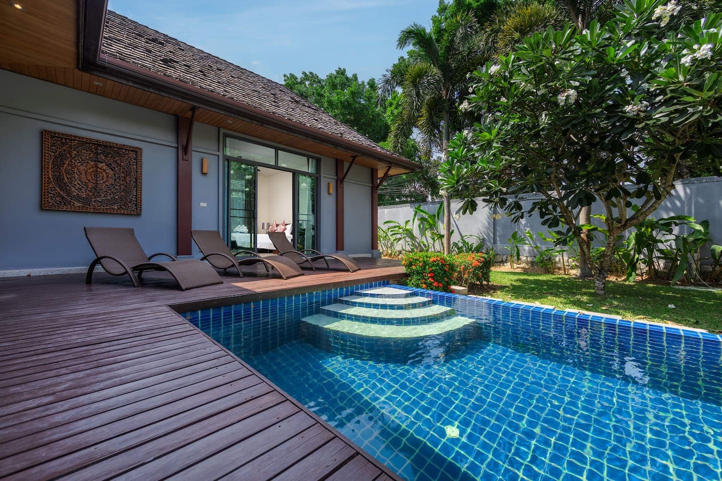 Villa 3 bedrooms with pool in Chalong, Phuket — photo 2