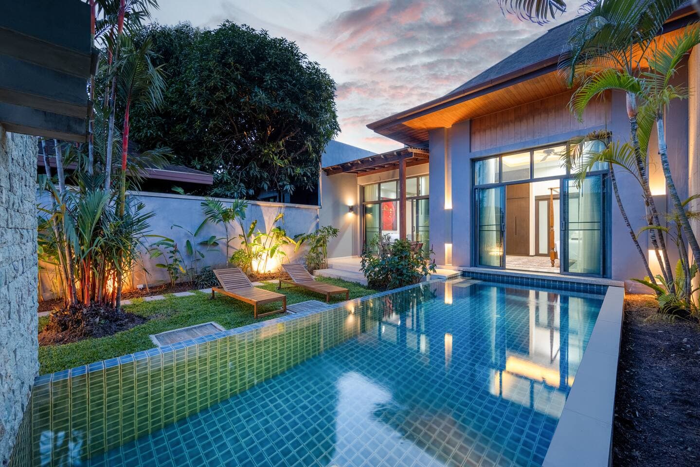 Villa 2 bedrooms with pool in Rawai, Phuket — photo 5