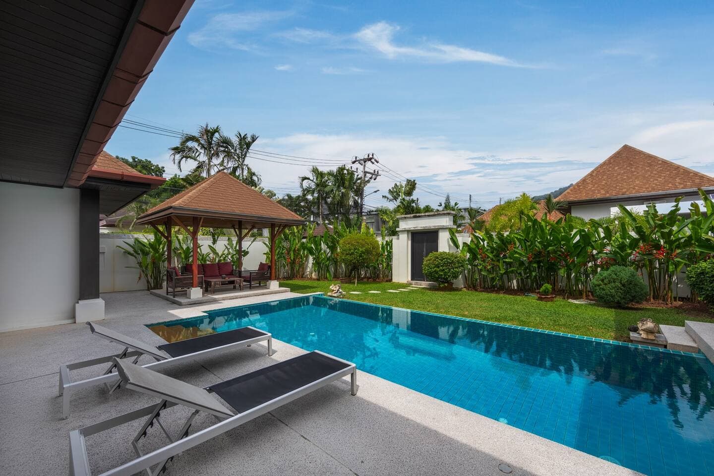 Villa 3 bedrooms with pool in Chalong, Phuket — photo 5