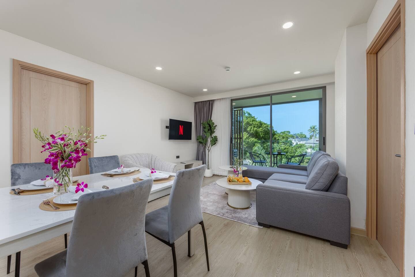 Apartment 2 bedrooms with pool in Bang Tao, Phuket — photo 4