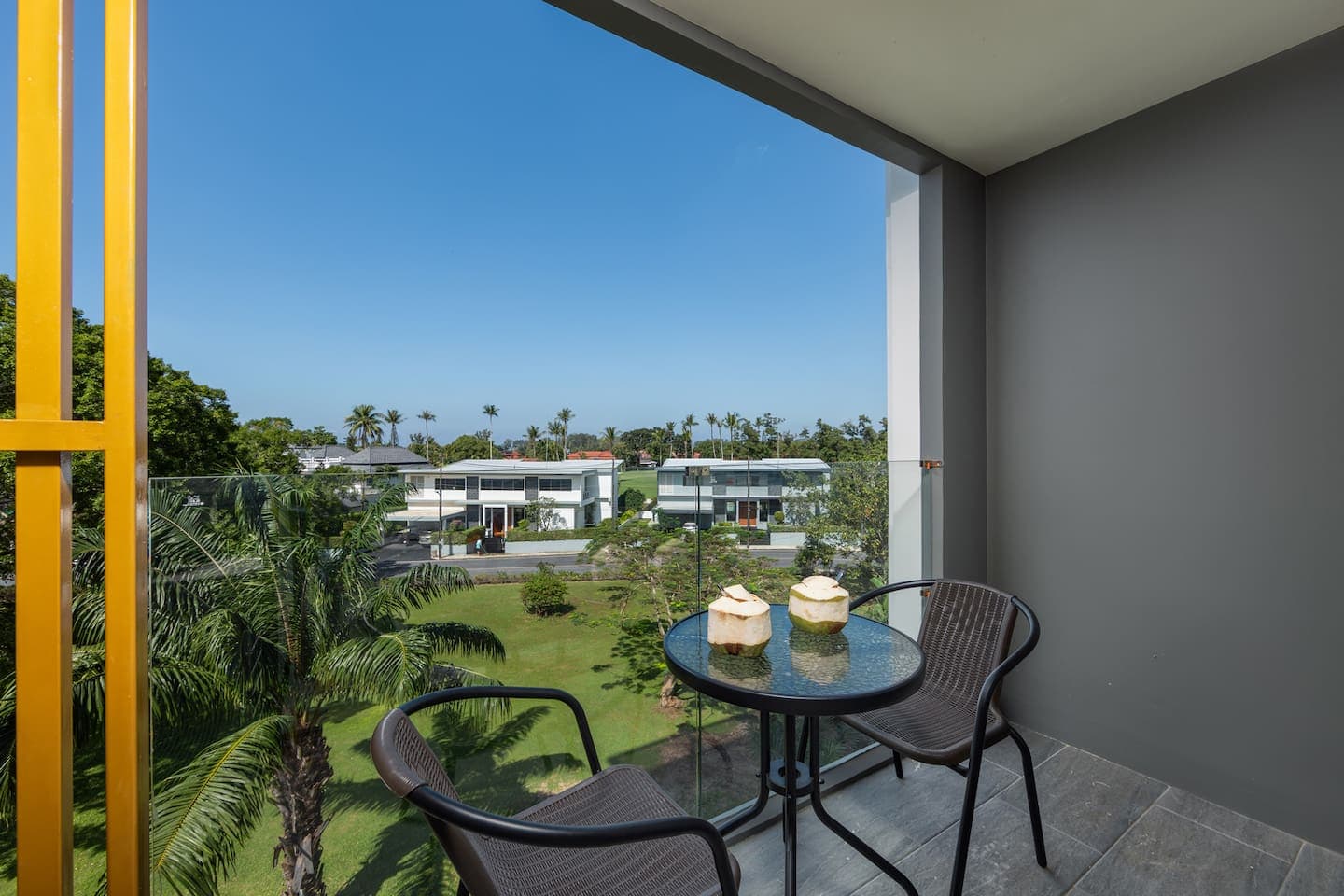 Apartment 2 bedrooms with pool in Bang Tao, Phuket — photo 2