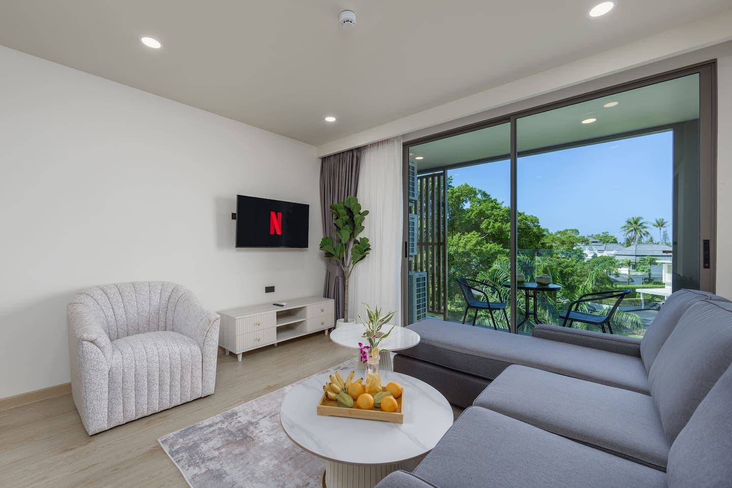 Apartment 2 bedrooms with pool in Bang Tao, Phuket — photo 4