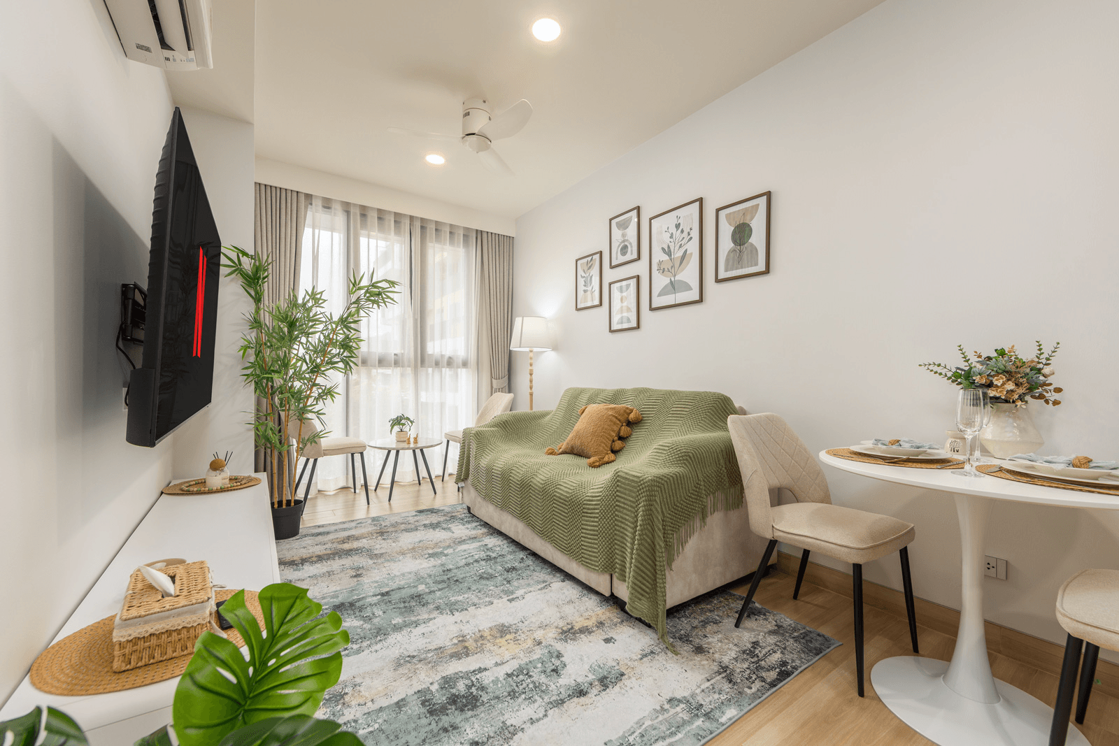 Apartment 1 bedroom with pool in Bang Tao, Phuket