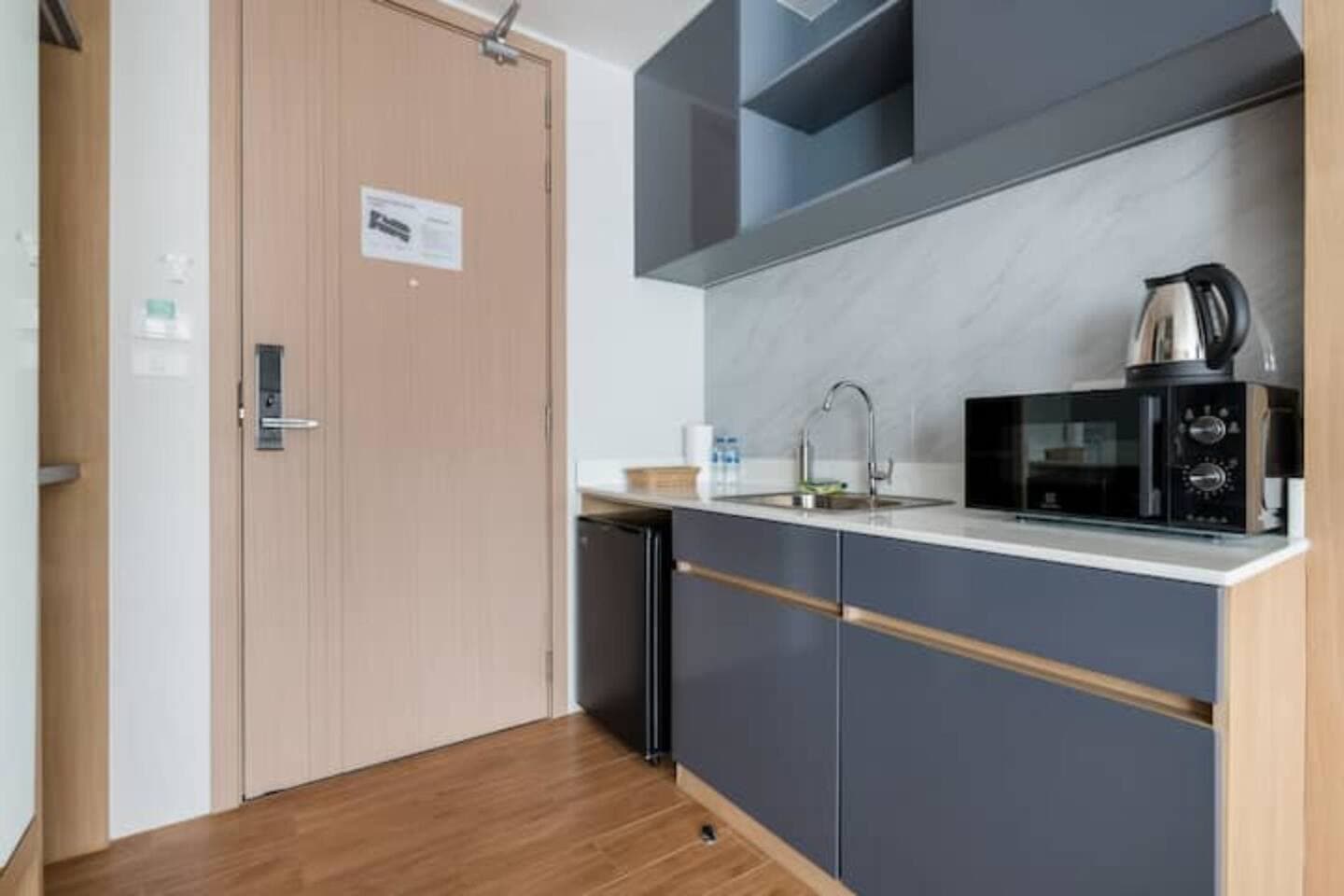 Apartment 1 bedroom with pool in Nai Yang, Phuket — photo 2