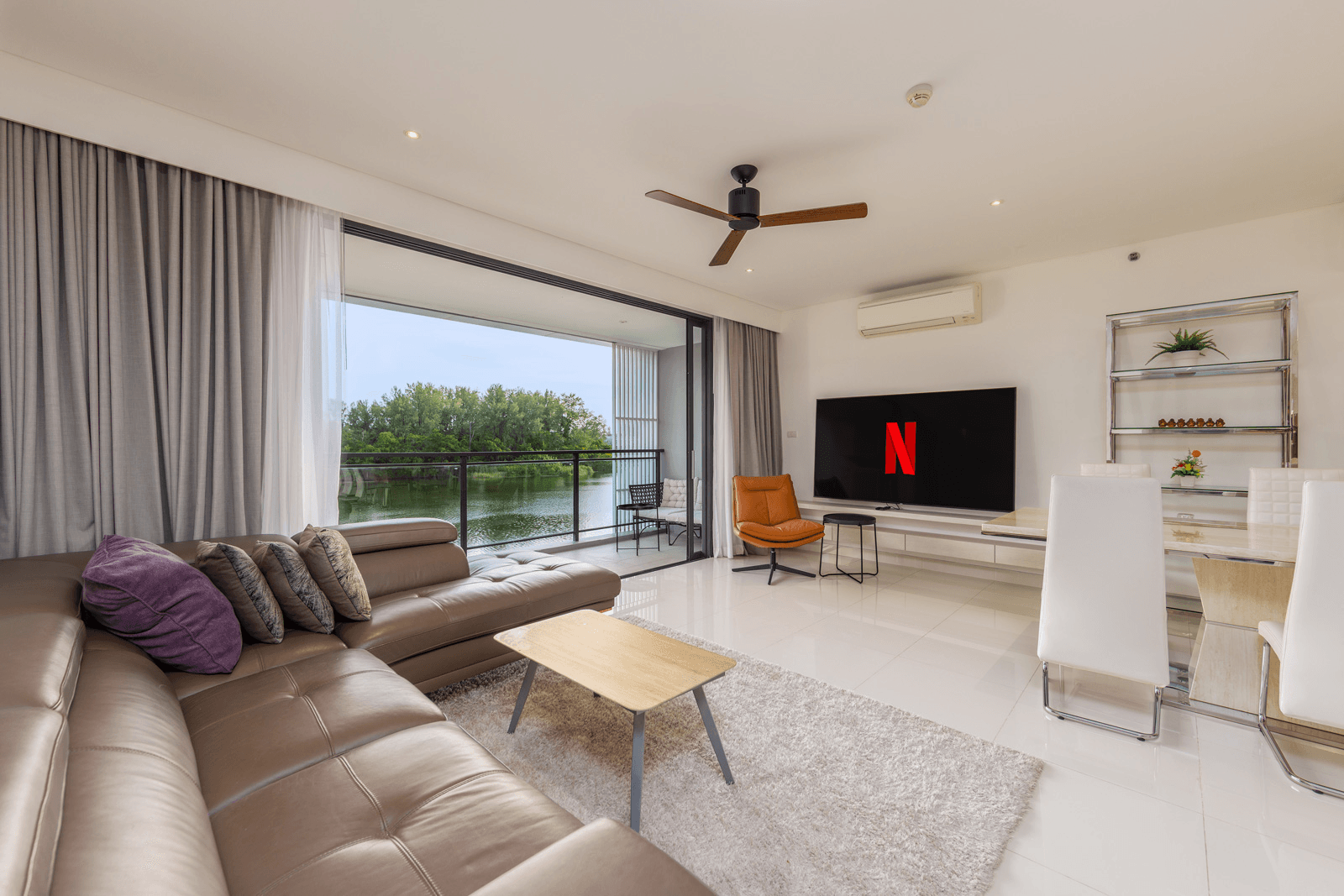 Apartment 3 bedrooms with pool in Bang Tao, Phuket — photo 3