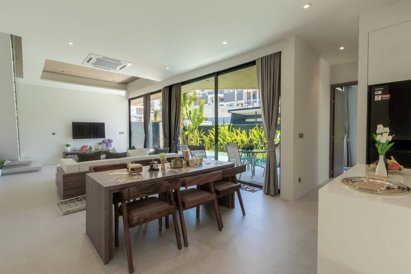 Villa 4 bedrooms with pool in Bang Tao, Phuket — photo 4